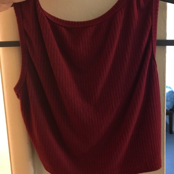 Zaful crop top with front tie - Picture 3 of 3